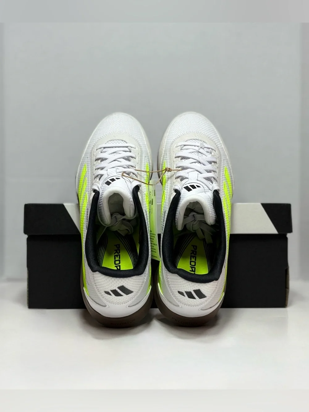 adidas Predator Indoor Soccer Shoes Sneakers JI1159 White Neon Yellow Men’s 5.5